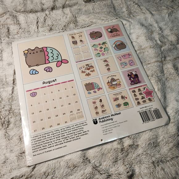 Pusheen the Cat New 2017 Calendar With Stickers - Picture 4 of 6
